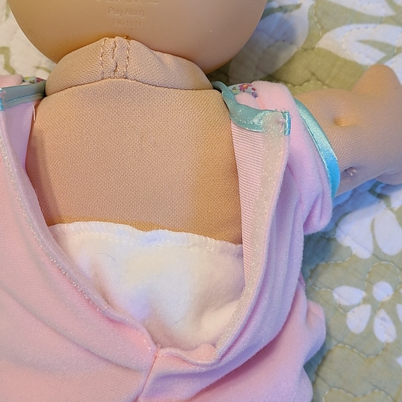 Cabbage Patch Kids 2004 Play Along Doll Xavier Roberts Baby Girl - Picture 4 of 6